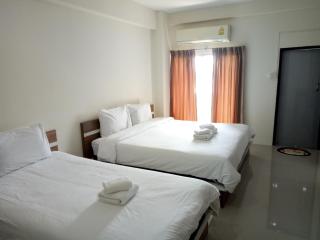 Komol Residence Bangkok - 6