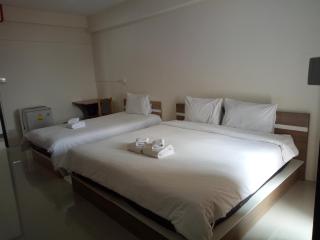 Komol Residence Bangkok - 2