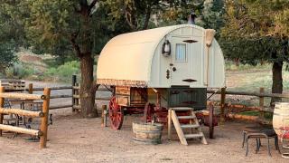 Shepherds Camp Wagon Near Capitol Reef National Park - 7