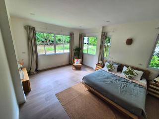 The Lomlay Villas - 4