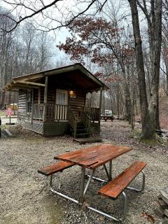 Cozy Cabin Surrounded by Nature in Nashville, Indiana - 0