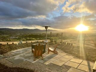 Cozy Camper with Fire Pit and Beautiful Sunsets in California - 6