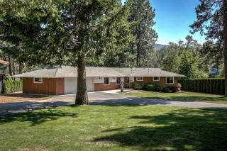 Idyllic Riverside Vacation Retreat with Sandy Beach near Coeur d'Alene Idaho - Post Falls - 0