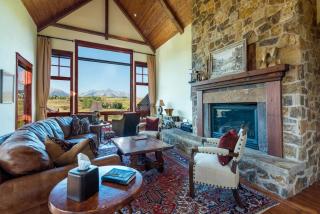 Telluride Mountain Lodge with a Private Hot Tub Ideal for a Colorado Getaway - 3