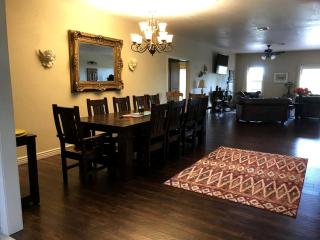 Luxury Modern Vacation Rental with Mountain Views near Tucson, Arizona - Corona de Tucson - 5