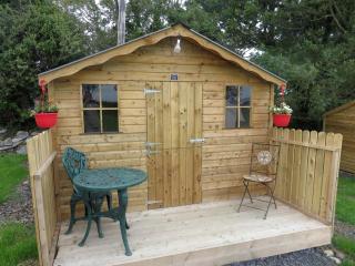 Rustic Glamping Cabin for Two by the Shannon Estuary in Country Clare, Ireland - 0