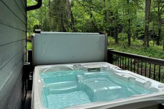Stunning Cabin with Spa Perfect for Outdoor Sports in Carbondale, Illinois - 5