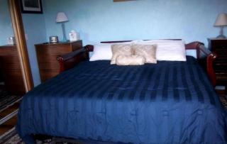Peaceful Luxury Suite in a Bed and Breakfast with Balcony and Gorgeous Mountain Views by New Hampshire's Newfound Lake - 7