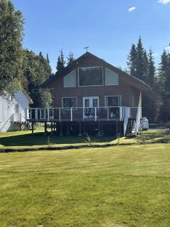 Family-Friendly Cabin Rental Overlooking Cook Inlet in Alaska - 5