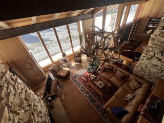 Elegant Mountain Retreat with Private Fishing Access near Madison River, Montana - 4