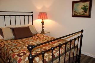 Peaceful Cottage Rental on a 21-Acre Property near Lake Texoma, Texas - 1