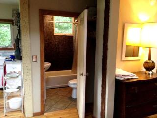 Romantic Mountain Cabin with Stunning Views in Ulster County, New York - 2