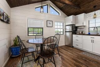 Tiny House Cabin in Marion, IL - 7