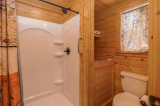 Memorable Family Vacations in this Charming Log Cabin Rental in Texas State - 3