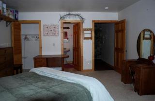 Delightful Cabin Rental near Custer Gallatin National Forest, Montana - 8