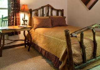 Family-Friendly Cabin Rental for Six on Nantahala Mountain with White Water Rafting in North Carolina - 1