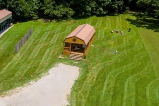 Serene Loft Cabin with Outdoor Grill and Fire Pit in Creal Springs, Illinois - 4