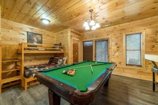 Pet-Friendly Cabin with Outdoor Living Space in Cleveland, Georgia - 7
