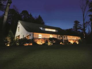Extraordinary Vacation Rental for Large Groups at Lake Rabun, Georgia - 1