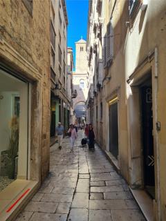 INCHY ACCOMMODATION - in the center of Diocletian's Palace - 6