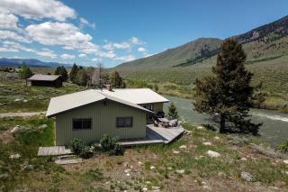 Quaint Vacation Rental with Madison River Views near Yellowstone in Southwest Montana - 0