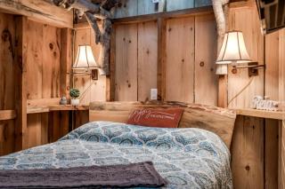 Pet Friendly Glamping in a Vintage Hay Wagon to Discover the Adirondacks -  - 1