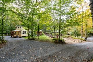 Pet Friendly Glamping in a Vintage Hay Wagon to Discover the Adirondacks - 2