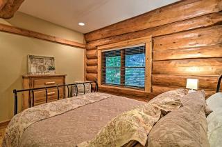 Gorgeous Log Cabin for Group Getaways to Shanty Creek Resort, Michigan - 7