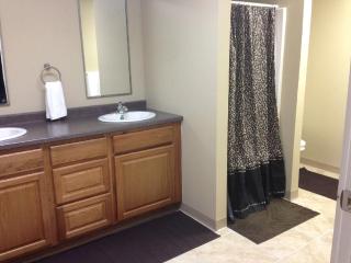 Spacious Countryside Getaway Ideal for Large Groups near Wichita, Kansas - 8