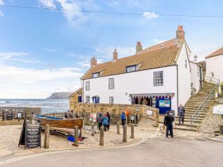 3 Bed in Robin Hoods Bay 89568 - 6