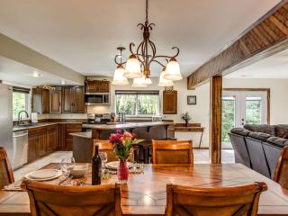 Spacious Cabin Rental for Families near Leavenworth, Washington - 2