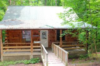 Rustic Cabin Rental in the Wilderness near Beckley, West Virginia - 2