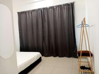 Amber Cove Two Bedroom City View - 1