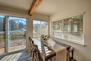 Beautiful Cabin Rental with Private Hot Tub on the Skykomish River in Washington - 8