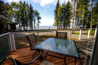 Cozy Cabin with Beach Access on Cook Inlet, Alaska - 5