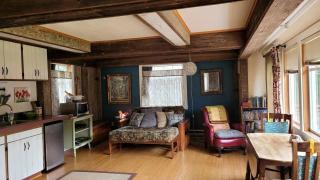 Unique Vacation Cottage in the Cascade Mountains near Oregon State University - 9