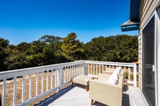 Pet Friendly Coastal Cottage in Corolla, North Carolina, Complete with Outdoor Pool and Private Hot Tub - 6