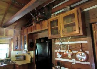 Rustic Cabin Rental with an Indoor Fireplace in Laurel Bloomery, Tennessee - 3