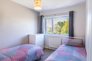 Bright Christchurch Home - 8