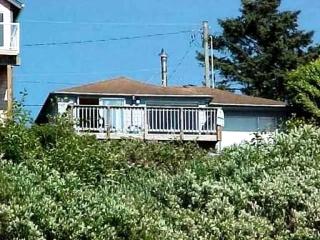Rustic Oceanfront Cottage Rental on Netarts Bay near Tillamook - 0