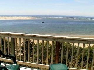 Rustic Oceanfront Cottage Rental on Netarts Bay near Tillamook - 9