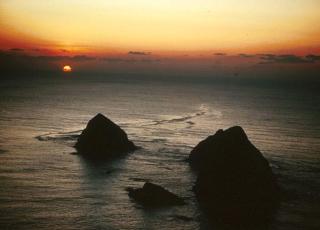 Rustic Oceanfront Cottage Rental on Netarts Bay near Tillamook - 3