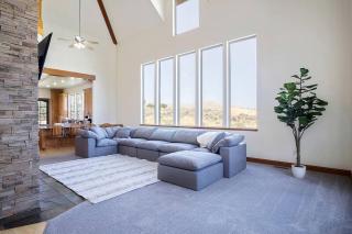 Breathtaking Cottage with Hot-tub in Eagle Mountain, Utah - 3