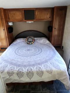Quaint Caravan Amazing for a Glamping Experience and Hiking in Temecula, California - 7