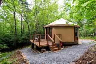 Enchanting Yurt Haven near Pisgah National Forest in North Carolina - 0