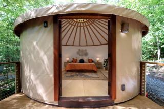 Enchanting Yurt Haven near Pisgah National Forest in North Carolina - 2