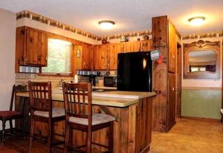 Cabin Rental with a Hot Tub near the Nantahala River, North Carolina - 9