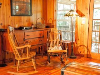 Rustic Cabin on a Ranch near the Ocala National Forest in Central Florida - 7