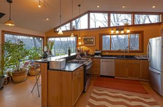 Luxury Mountain Cabin Rental on Rockfish Gap River near Charlottesville, Virginia - 8