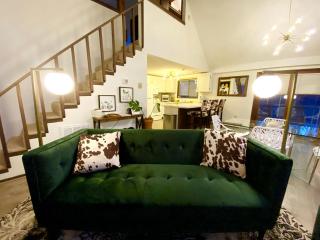 Modern and Rustic Cabin for a West Virginia Getaway - 7